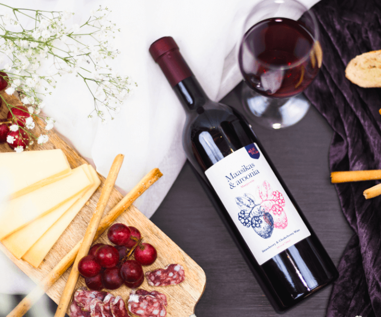 ULGE-TALU-EESTI-VEINITEE ULGE-TALU-EESTI-VEINITEE